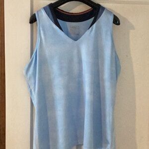 Lucky in Love Tennis Light Blue Sleeveless Women's Top 
Self bra